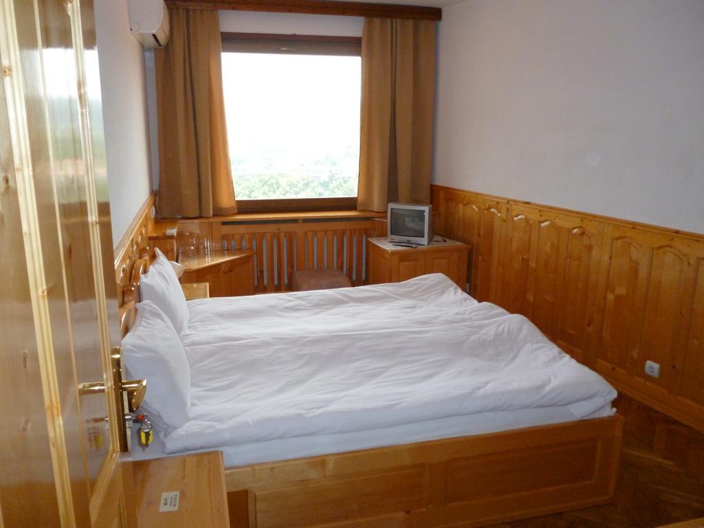 Hotel Comfort Veliko Tarnovo Pokoj fotografie