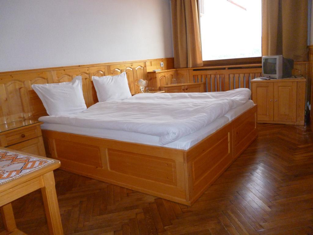Hotel Comfort Veliko Tarnovo Pokoj fotografie